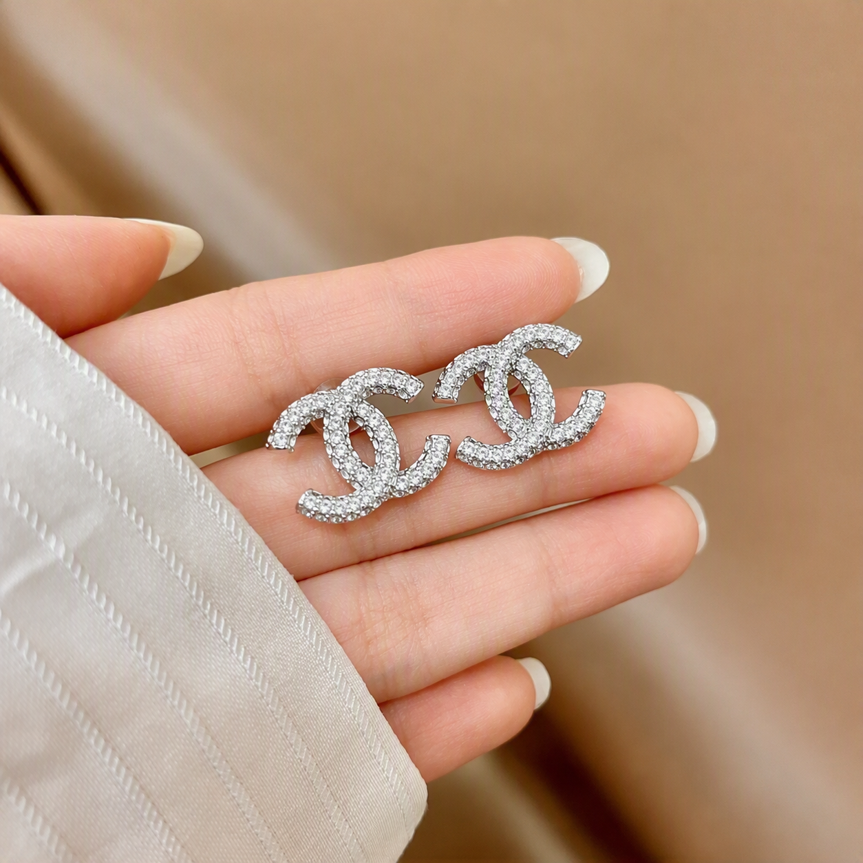 CC Earrings Diamonds In Silver