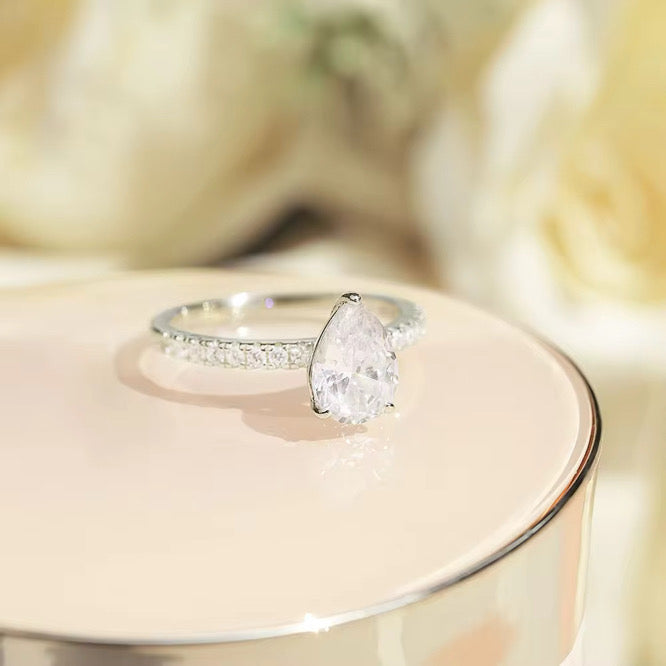 Pear Cut Engagement Ring Diamond Collection Halo S925 Sterling Silver Solitaire Pave