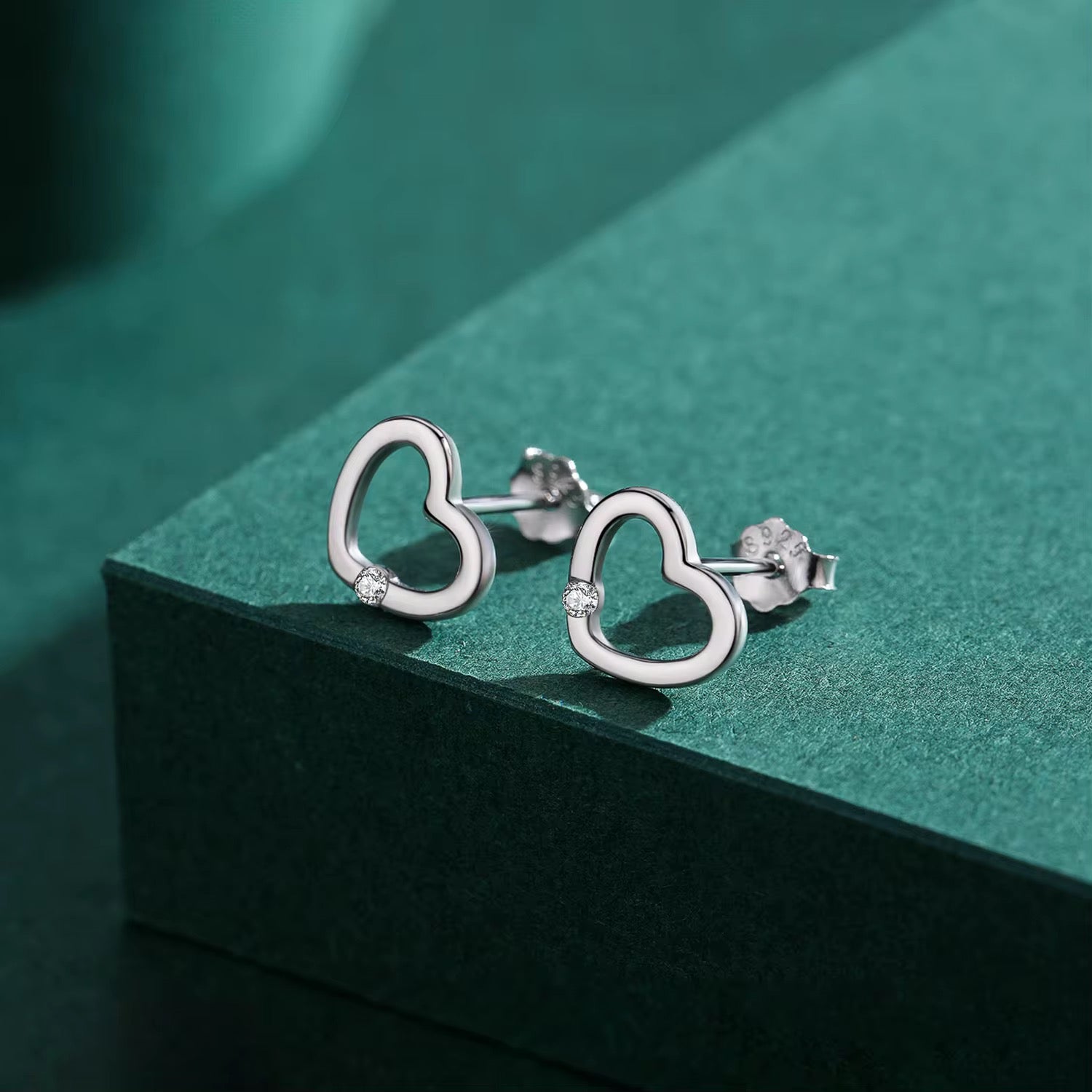 Open Heart Stud Earrings With Zircon Crystal S925 Silver Plated