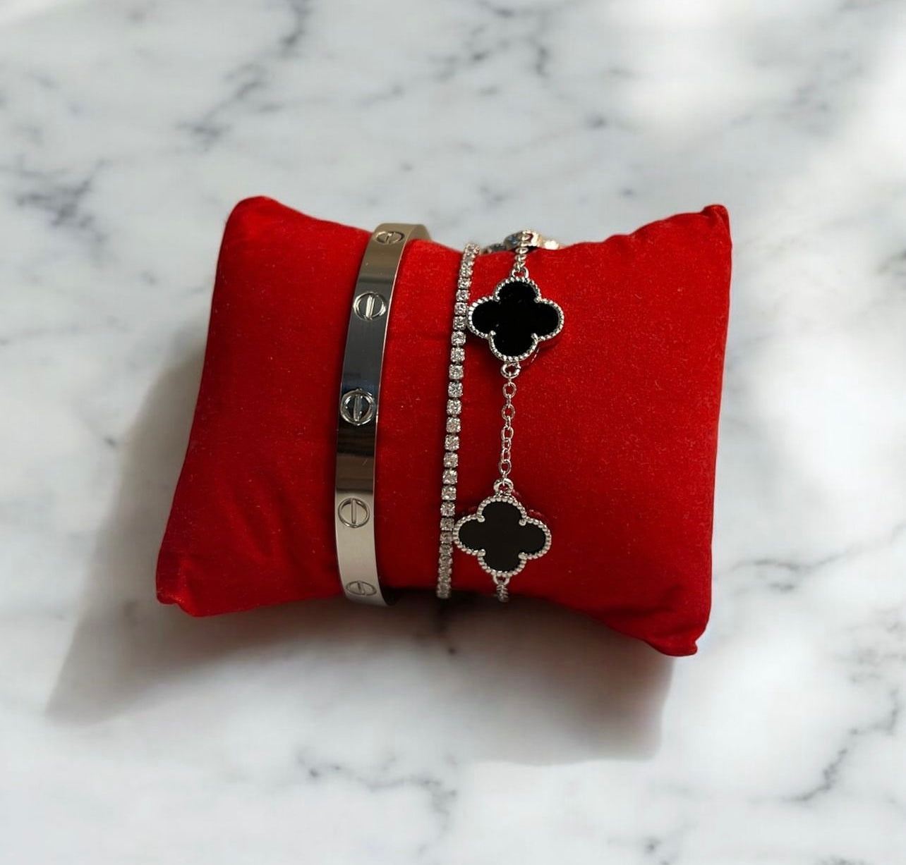Clover Bracelet Onyx Gemstone Lucky Clover Four Leaf Flower Silver Charm Bracelet