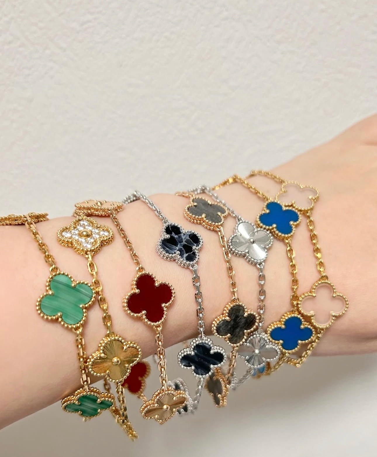 High-polish 18k gold bracelet featuring smooth Blue Agate inlays with a signature vintage-style beaded border.