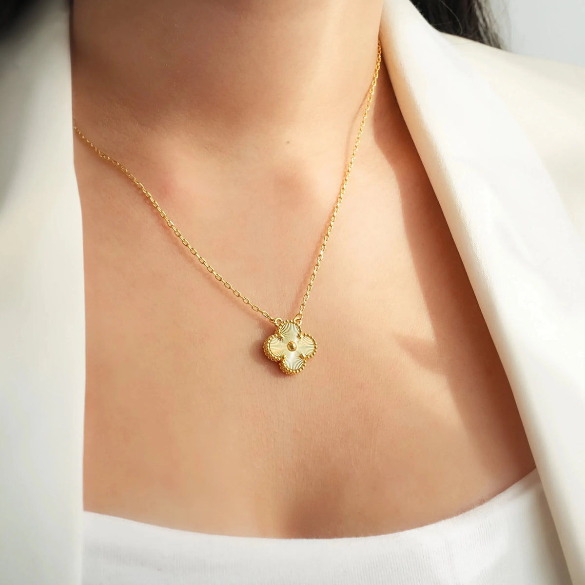 Clover Necklace 18k Gold - Seven Gates