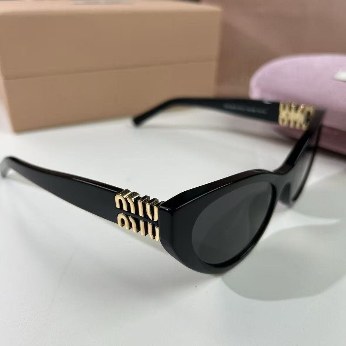 Women Miu Cat Eye Frame Sunglasses - Seven Gates
