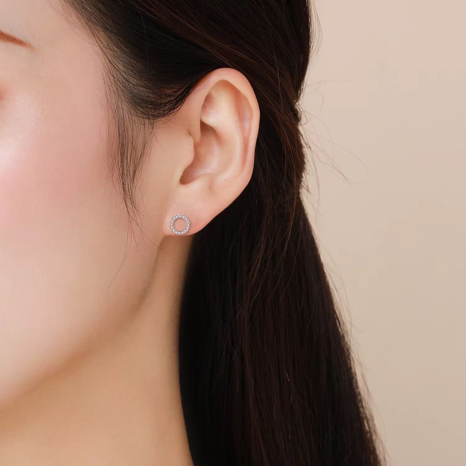 Circle Design Round Diamond Halo Open Stud Earrings S925 Silver Plated