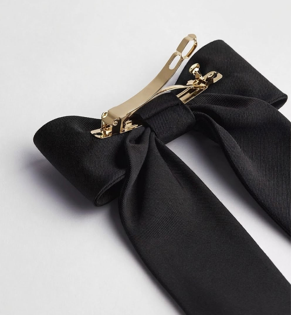 CD Large Hair Twist Bow In Black