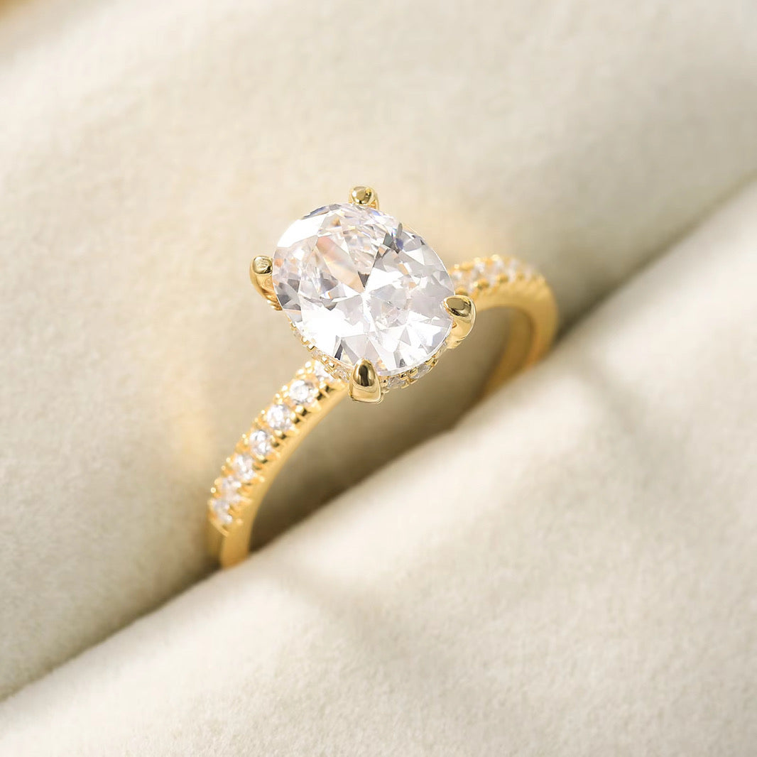 Oval Cut Engagement Ring Diamond Collection Halo 18k Gold Solitaire Pave