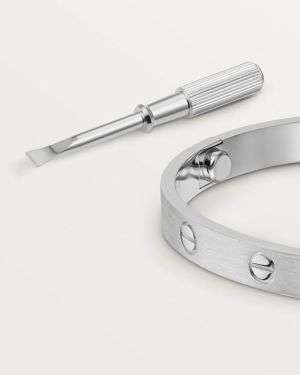 Screw Bangle Love Eternity Silver Bracelet