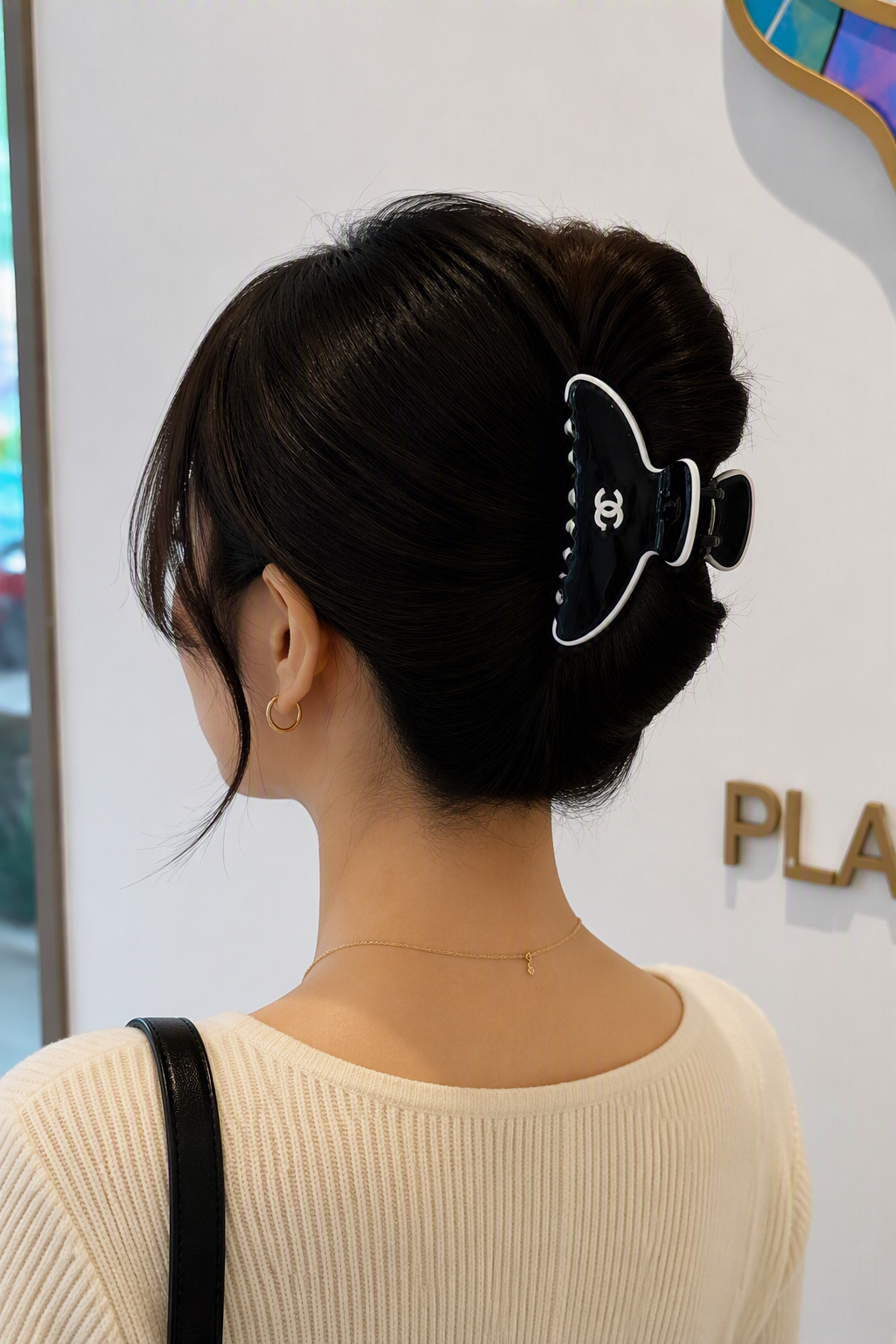 CC Hair Claw Black Glossy