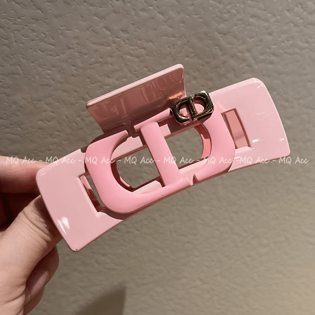 CD Hair Claw Clip Style In Pink - Seven Gates