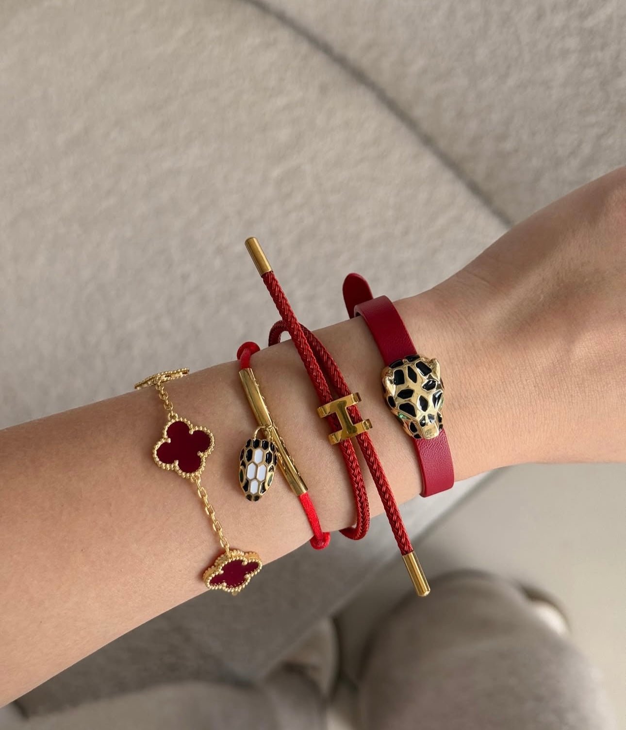 Stunning 18k gold and Carnelian clover bracelet, the perfect luxury gift for her inspired by timeless designs.