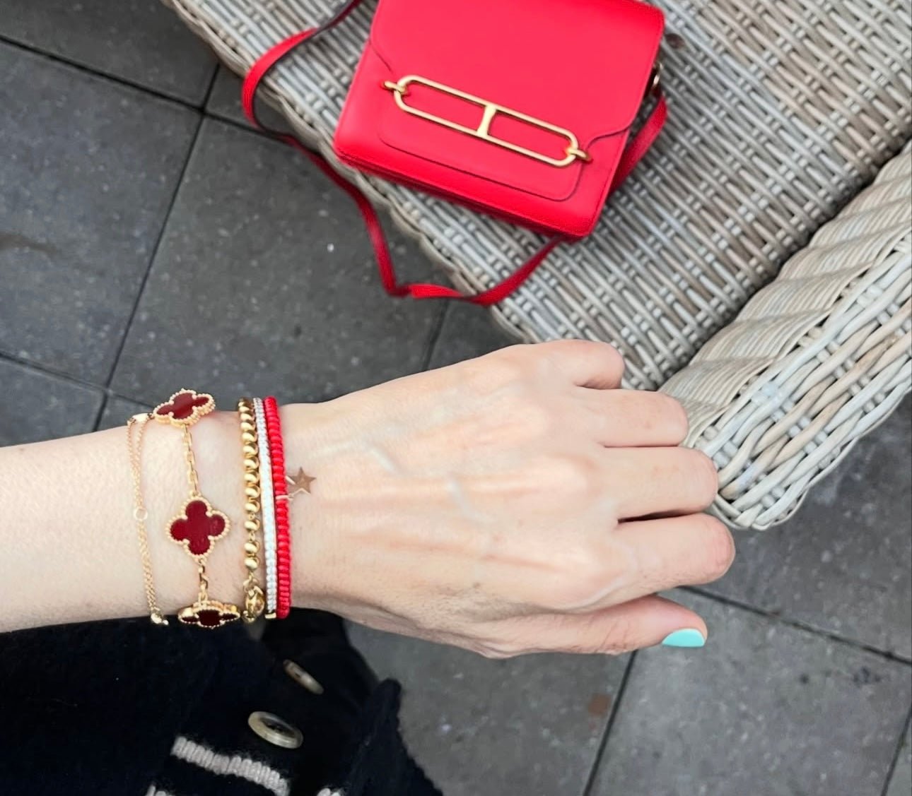 Clover Bracelet Carnelian Gemstone Four Leaf Flower 18k Gold - Seven Gates